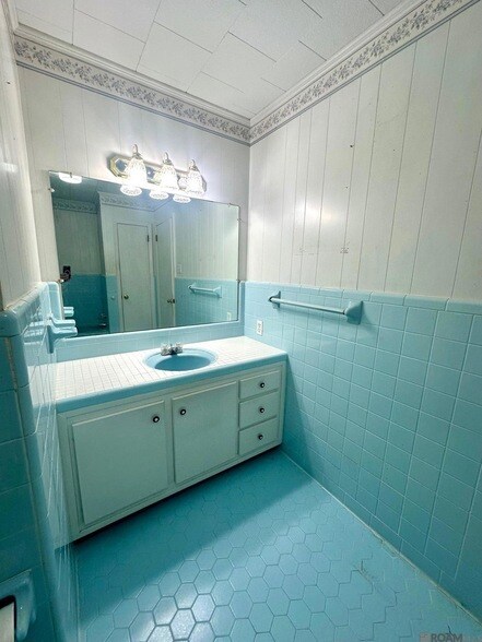 Building Photo - 43063 Black Bayou Rd