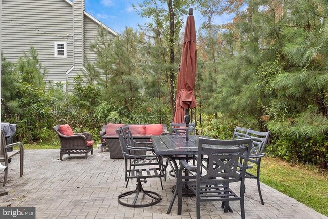 Building Photo - 937 Marzoff Rd