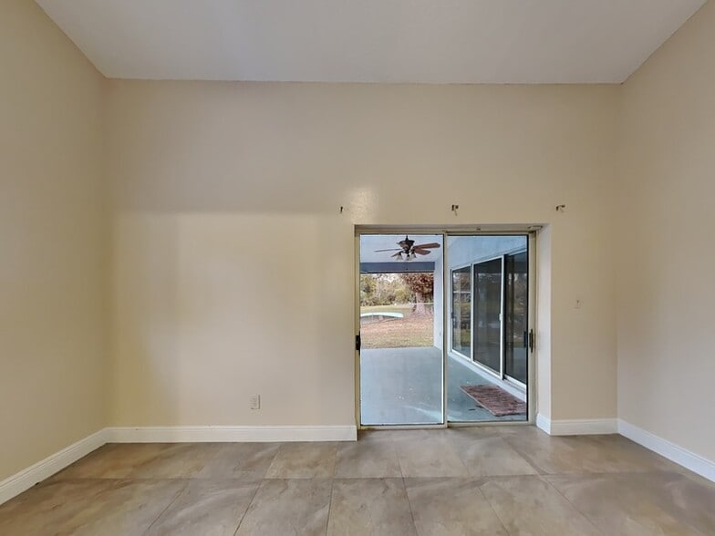 Building Photo - 276 Frances Ave