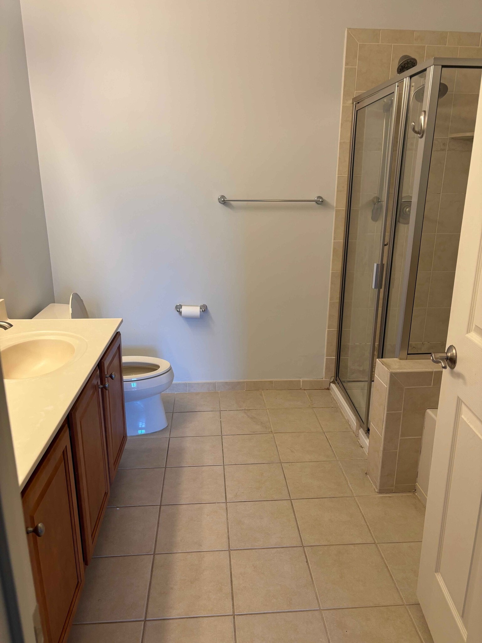 Master Bathroom - 300 W Elm St