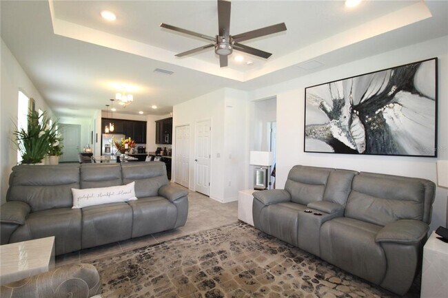 Building Photo - 8468 Starlight Loop