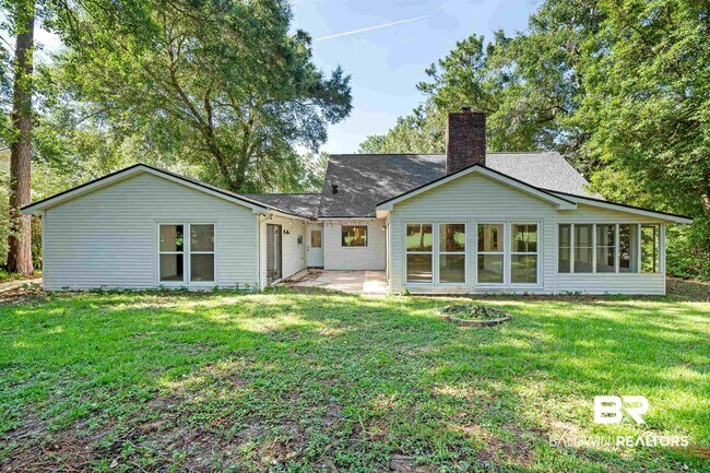Building Photo - 167 Rolling Hill Dr