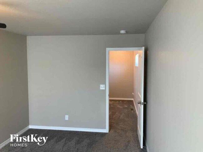 Building Photo - 7717 Benecia Dr