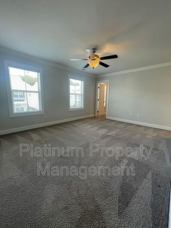 Building Photo - 2312 Echelon Ln