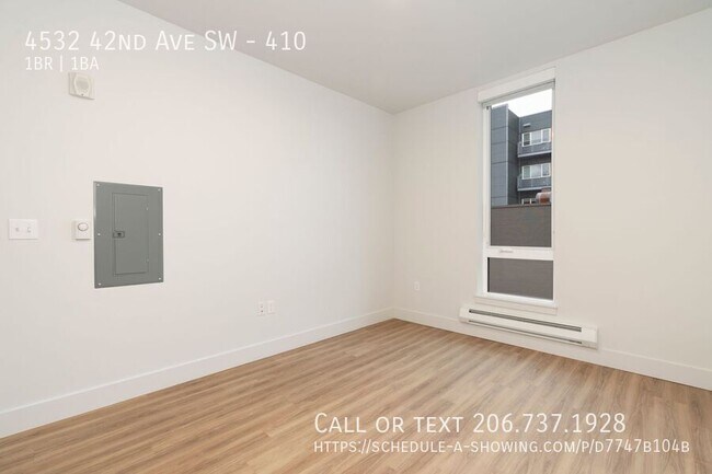 Building Photo - 4532 42nd Ave SW