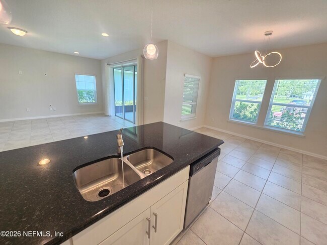 Building Photo - 2122 Hawkeye Pl