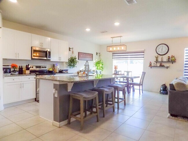 Building Photo - 5122 Fiddlewood Way