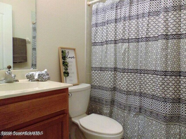 Building Photo - 2087 Hidden Grove Ln