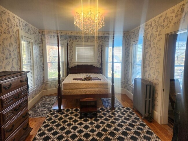 Building Photo - 15 Arlington St