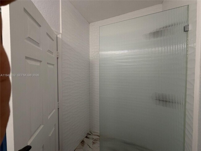 Building Photo - 8245 NW 108th Ave