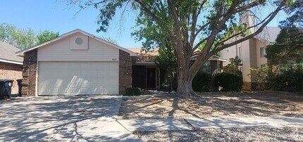 Building Photo - Taylor Ranch 3 Bedrooms  2 Bath  2/CG 1550/sf