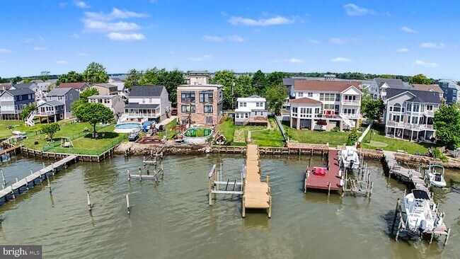 Building Photo - 9135 Cuckold Point Rd
