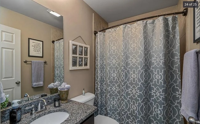 Building Photo - "Charming 3-Bed Retreat in Bossier City with Granite Touches & Gleaming Hardwood Floors!"