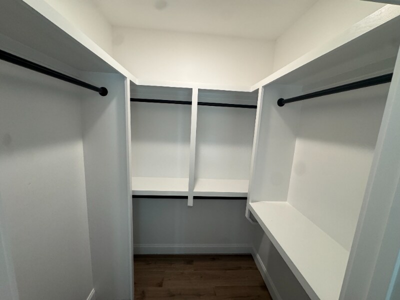 Building Photo - 267 W Spring St