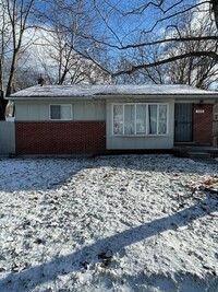 Building Photo - Great large Ranch Home in Inkster