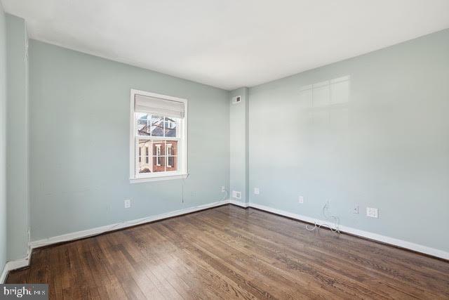 Building Photo - 657 S Columbus St