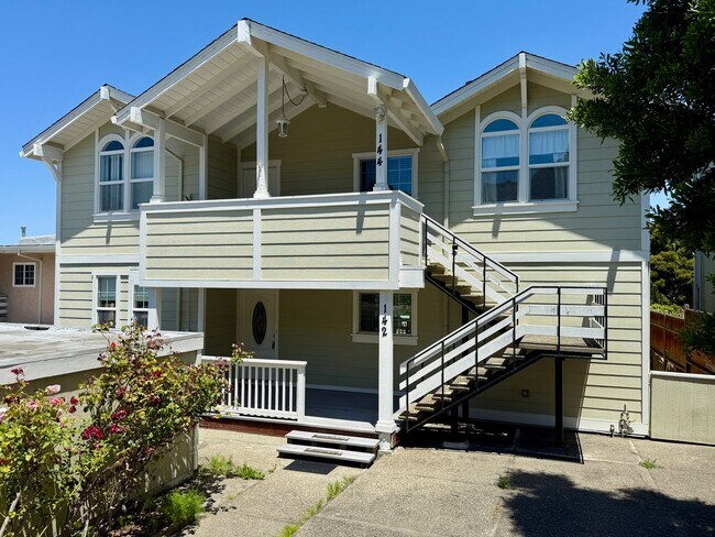 Primary Photo - 142 Buchanan Dr