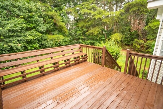 Building Photo - 52 Fieldstone Ct