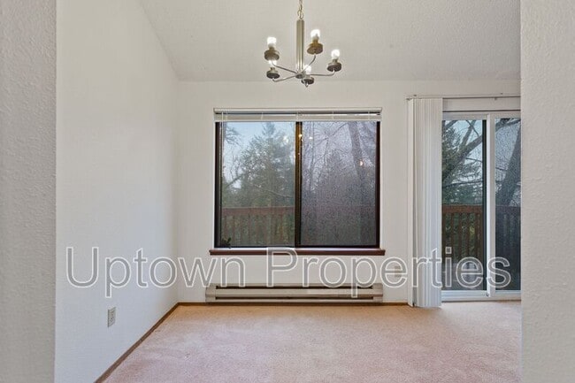 Building Photo - 250 Cervantes Cir