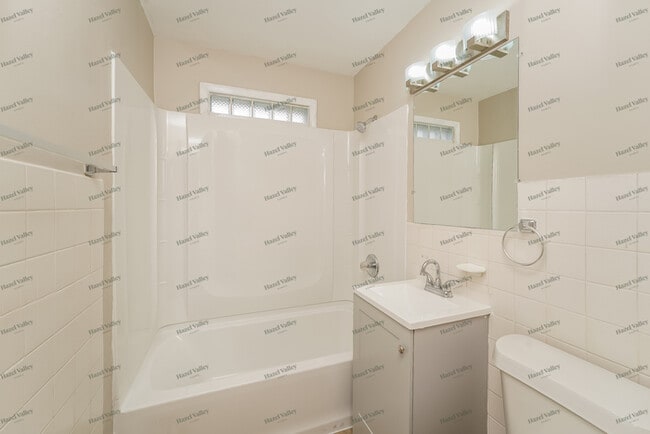 Building Photo - 5236 W 46th St