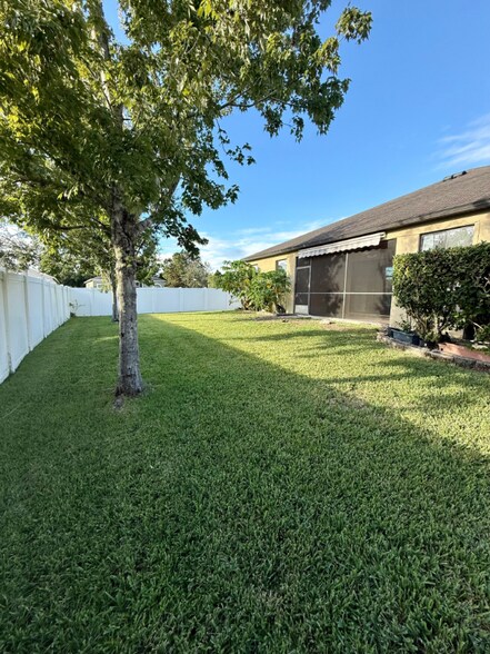 Building Photo - 34046 Spring Oak Trail