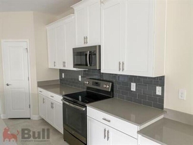 Building Photo - 11160 Longleaf Woods Dr
