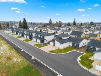 Building Photo - 1719/1721 N Manifold Ln