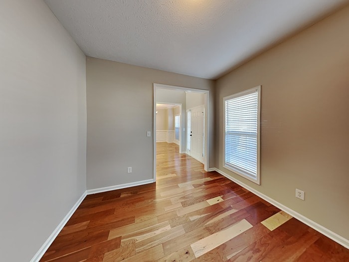 Building Photo - 486 Astoria Way