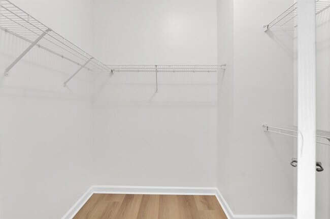 Building Photo - 2441 San Pietro Cir