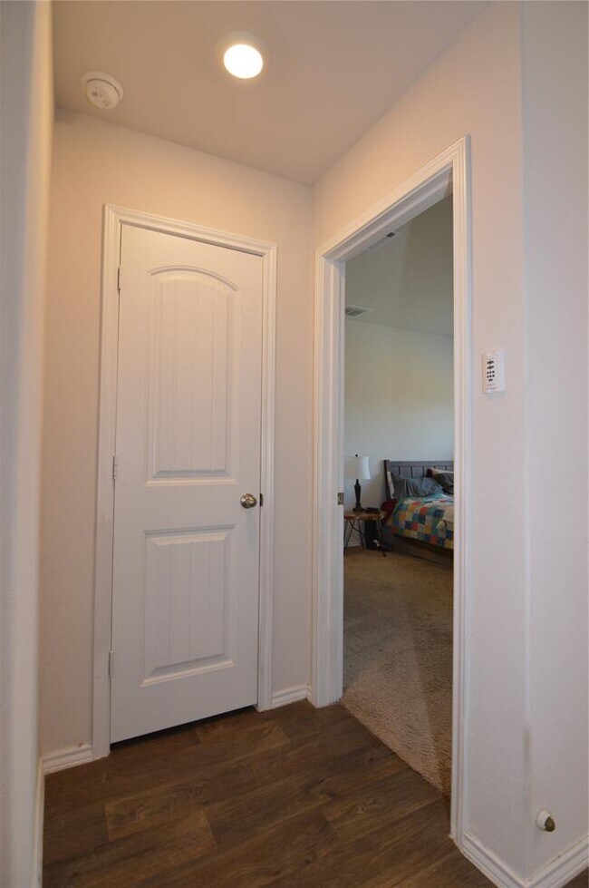 Building Photo - 109 Black Wolf Run