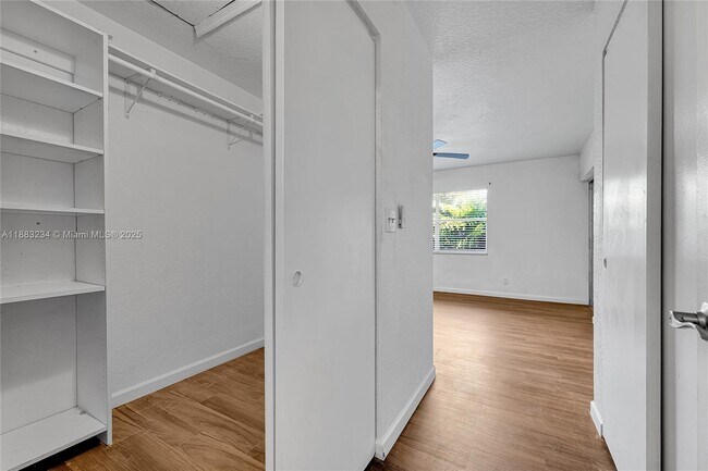 Building Photo - 9158 NW 40th St