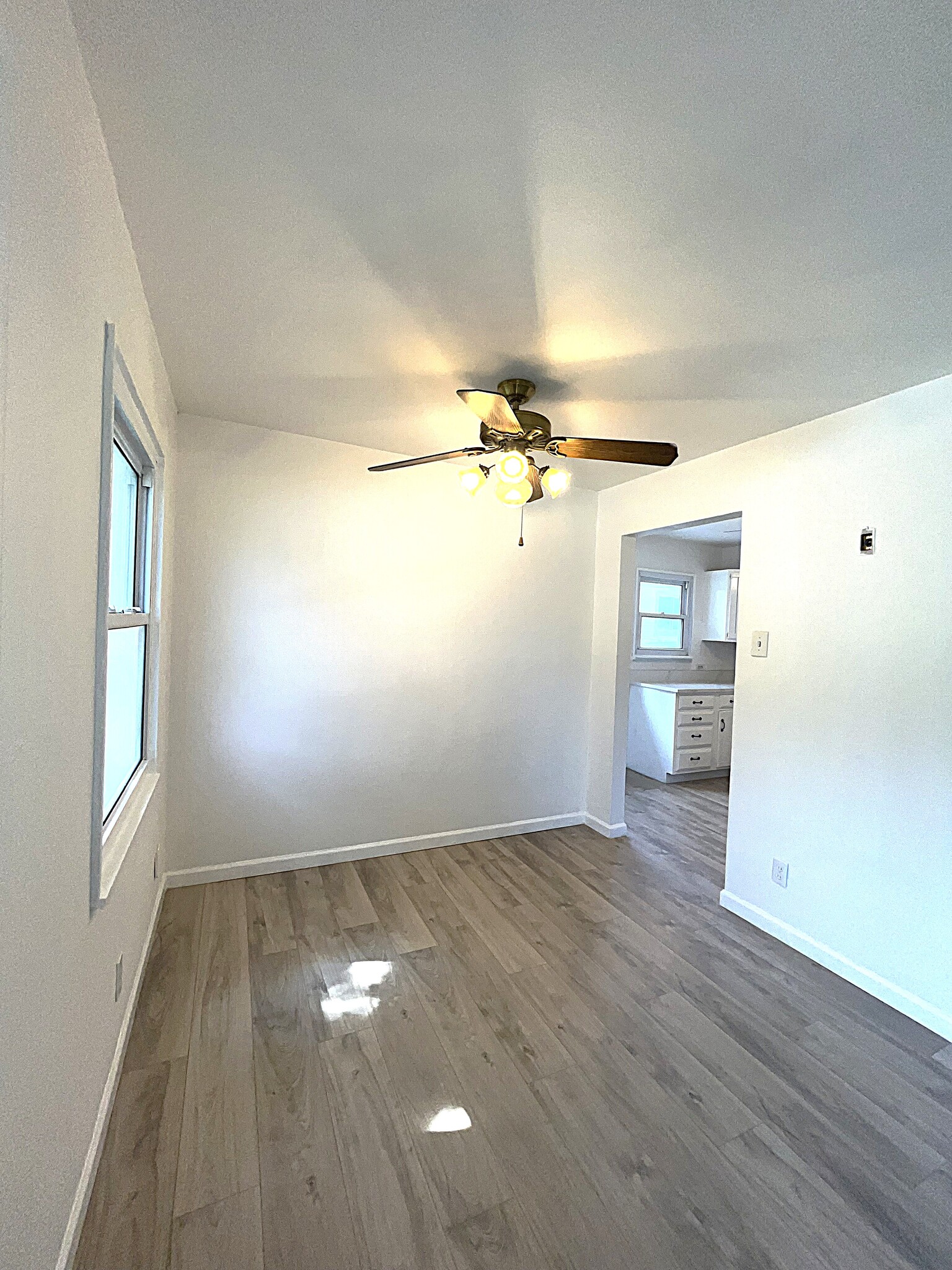 Building Photo - 1007 Lindemann Rd
