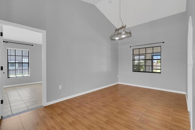 Building Photo - 2414 Sweetwater Blvd