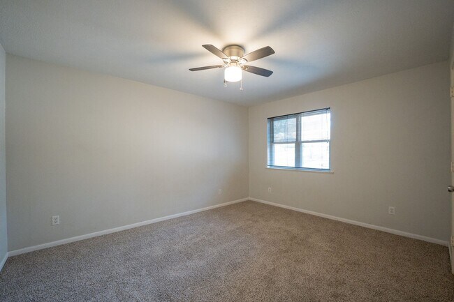 Building Photo - Charming 3-Bedroom Rental Near Lake Ray Hubbard.