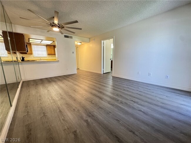 Building Photo - 3823 S Maryland Pkwy