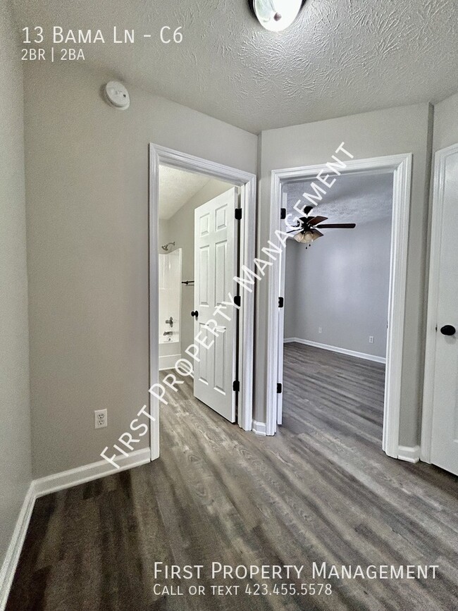 Building Photo - Ringgold Townhome: 2/1.5 w/ Laundry Hookup...