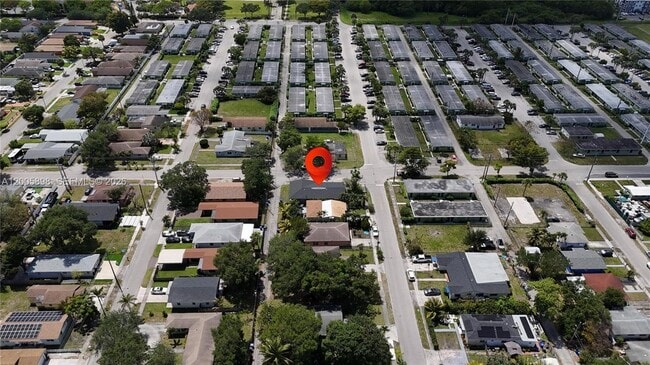 Building Photo - 2260 Charleston St