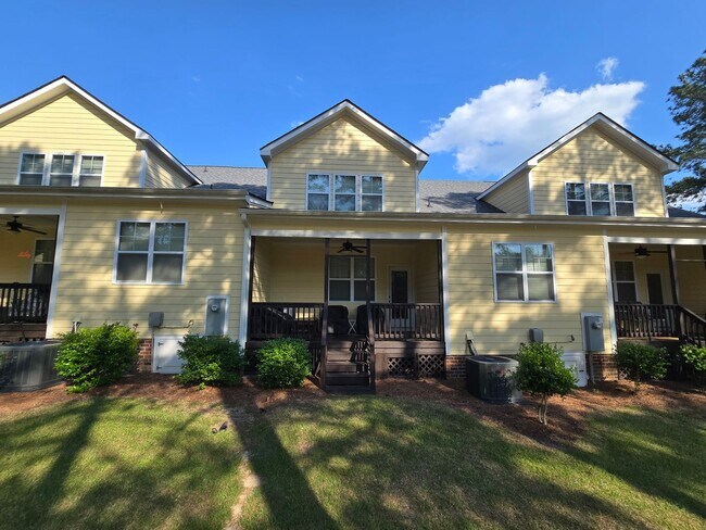 Building Photo - 74 Hawk Ridge Dr