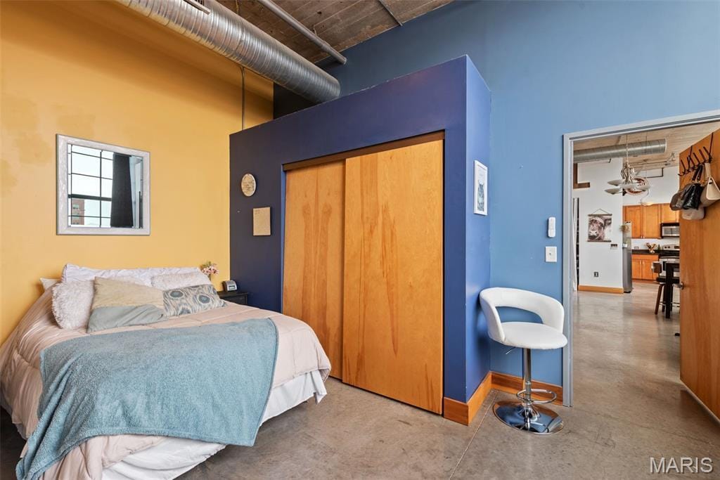 Building Photo - 2323 Locust St