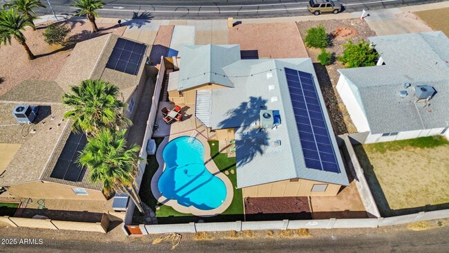 Building Photo - 1511 W Mesquite St