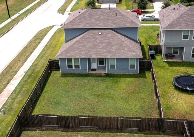 Building Photo - 24702 Crimson Pine Dr