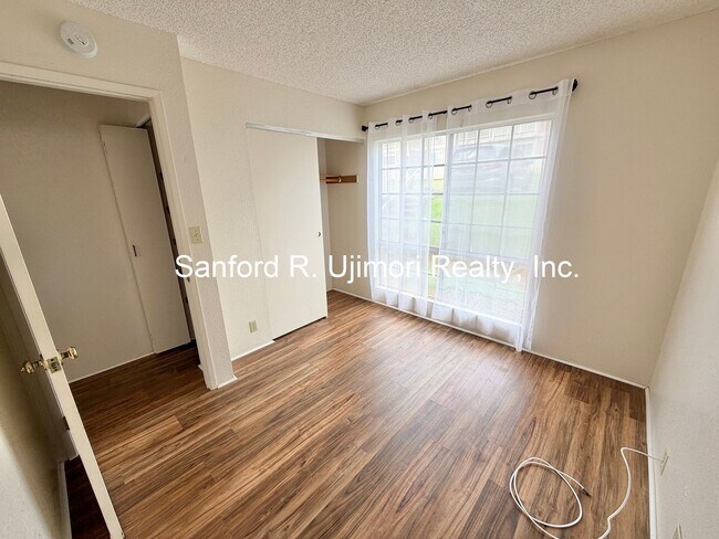 Building Photo - 94-102 Wali Place #H104