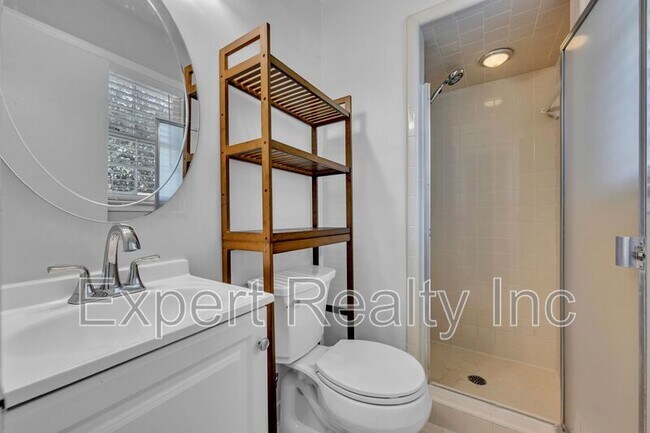 Building Photo - 1064 Caribbean Cir