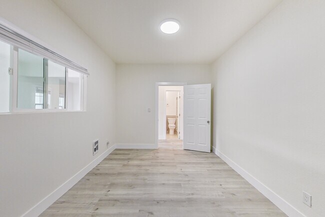 Floorplan - 1454 36th Avenue