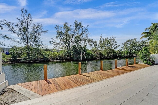 Building Photo - 915 NW 7th St