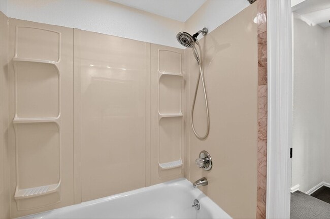 Building Photo - 770 Quince Cir