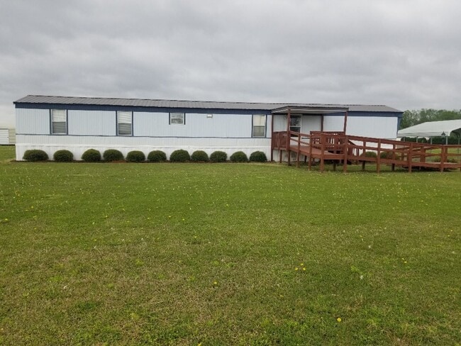 Primary Photo - 368 Shine Rd