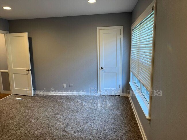 Building Photo - 6482 Bordeaux Ave