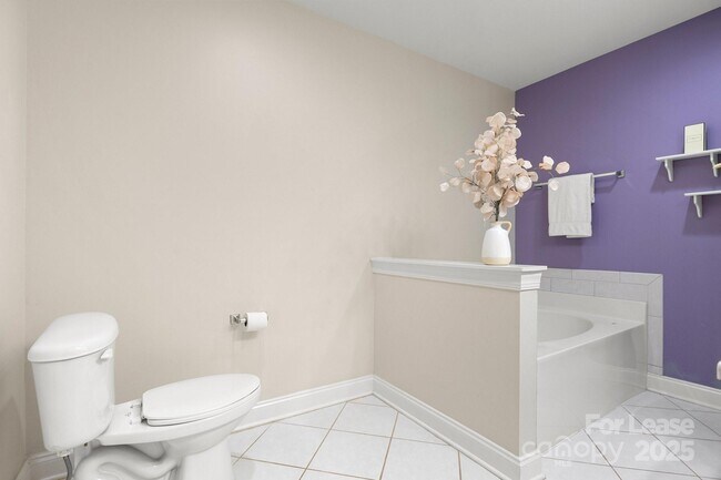 Building Photo - 4442 Coventry Row Ct