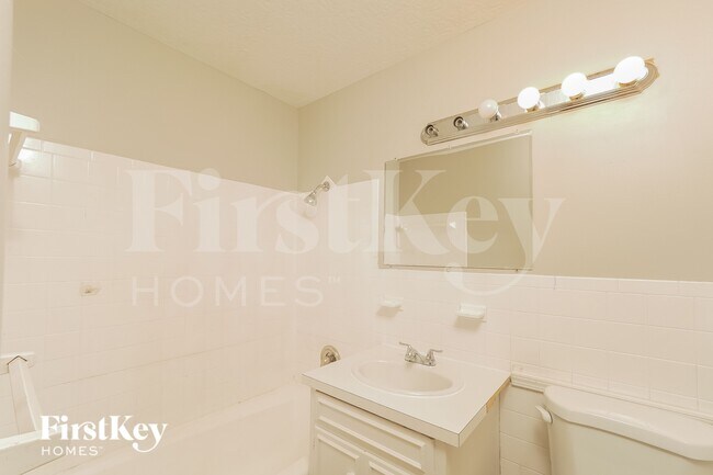 Building Photo - 14220 East 36th St S